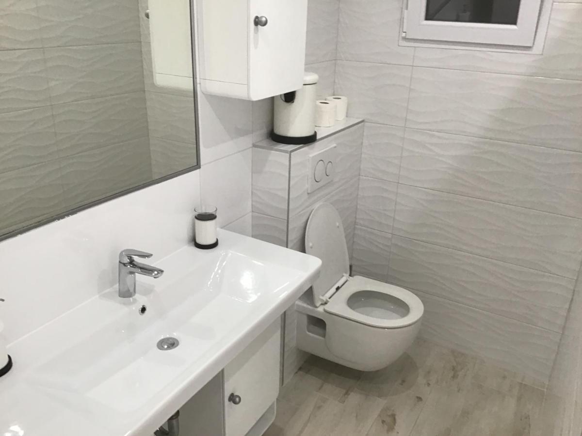 Novigrad Istria Apartments Tomato מראה חיצוני תמונה