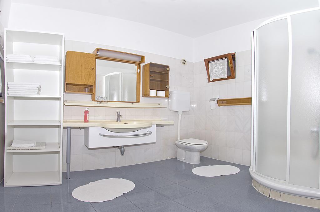 Novigrad Istria Apartments Tomato מראה חיצוני תמונה